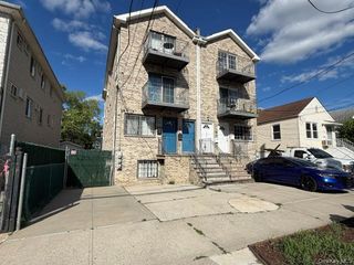 262 Davis Avenue, Bronx, NY 10465