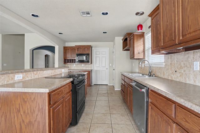 20230 E 50th Place, Broken Arrow, OK 74014