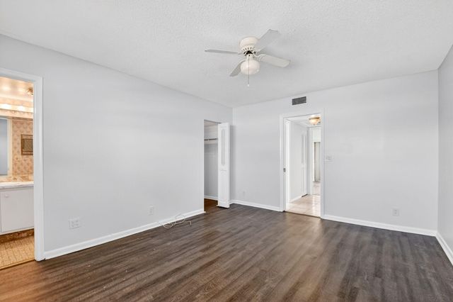 201 Oxford 600, West Palm Beach, FL 33417