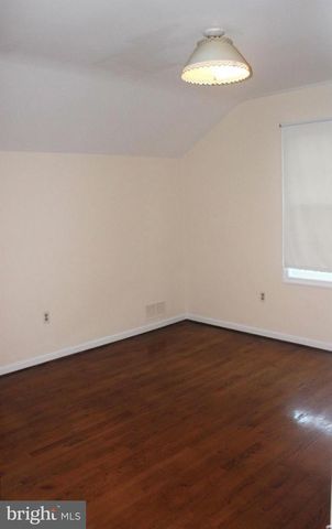 6210 COTTONWOOD ST, Mclean, VA 22101