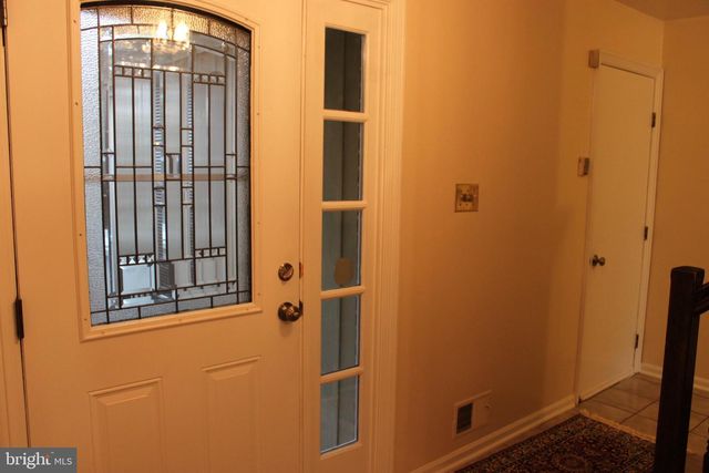 6210 COTTONWOOD ST, Mclean, VA 22101