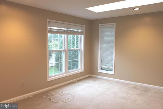 6210 COTTONWOOD ST, Mclean, VA 22101