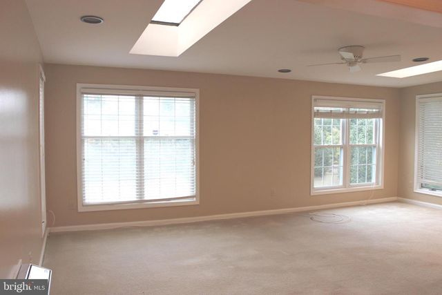 6210 COTTONWOOD ST, Mclean, VA 22101