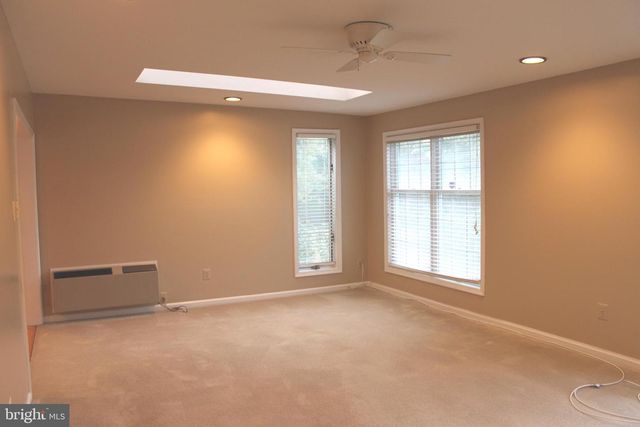 6210 COTTONWOOD ST, Mclean, VA 22101