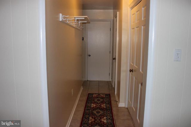 6210 COTTONWOOD ST, Mclean, VA 22101