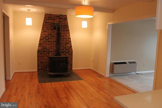 6210 COTTONWOOD ST, Mclean, VA 22101