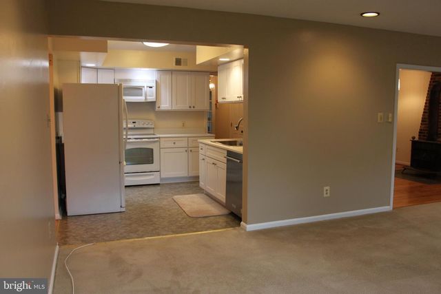 6210 COTTONWOOD ST, Mclean, VA 22101