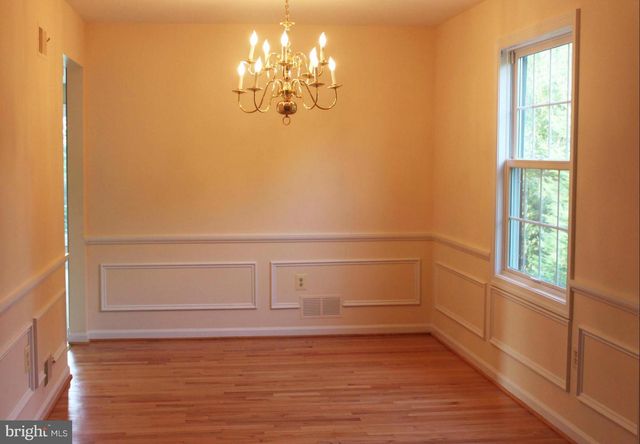 6210 COTTONWOOD ST, Mclean, VA 22101