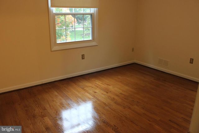 6210 COTTONWOOD ST, Mclean, VA 22101