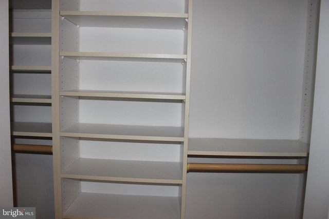 6210 COTTONWOOD ST, Mclean, VA 22101