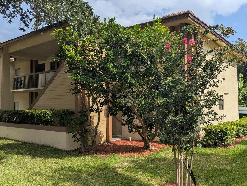11331 Royal Palm Boulevard, Coral Springs, FL 33065