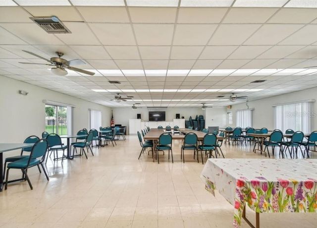 4885 1ST STREET NE 212, St Petersburg, FL 33703