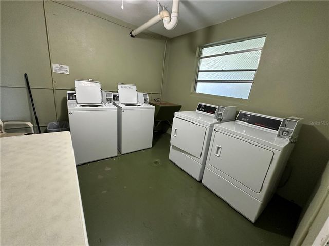 4885 1ST STREET NE 212, St Petersburg, FL 33703