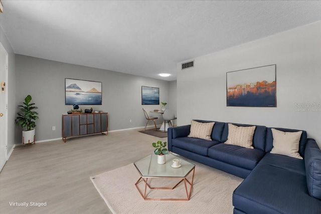 4885 1ST STREET NE 212, St Petersburg, FL 33703