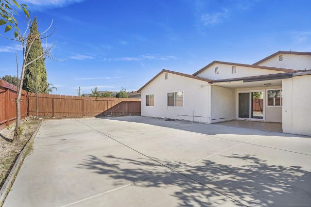 7742 Parma Ln, San Diego, CA 92126