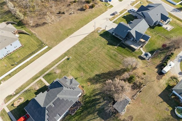 1722 Gardner Drive NW, Cedar Rapids, IA 52405