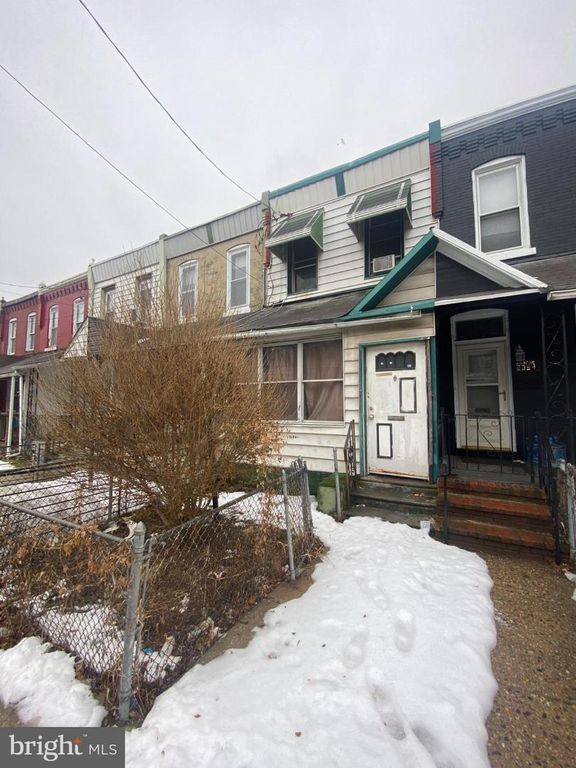 2022 BELLEVUE ST, Philadelphia, PA 19140