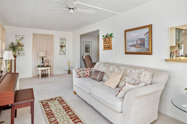 5619 BAYSHORE ROAD 423, Palmetto, FL 34221