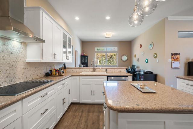 47 Cloverdale Court, Montgomery, TX 77356