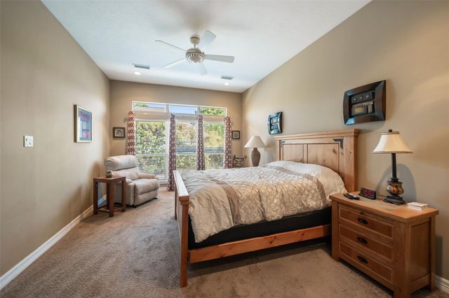 47 Cloverdale Court, Montgomery, TX 77356