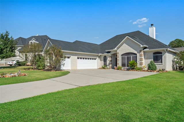 47 Cloverdale Court, Montgomery, TX 77356