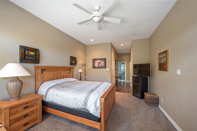 47 Cloverdale Court, Montgomery, TX 77356