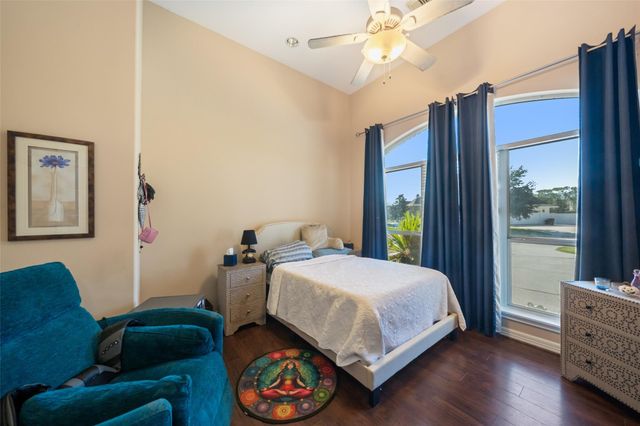 47 Cloverdale Court, Montgomery, TX 77356