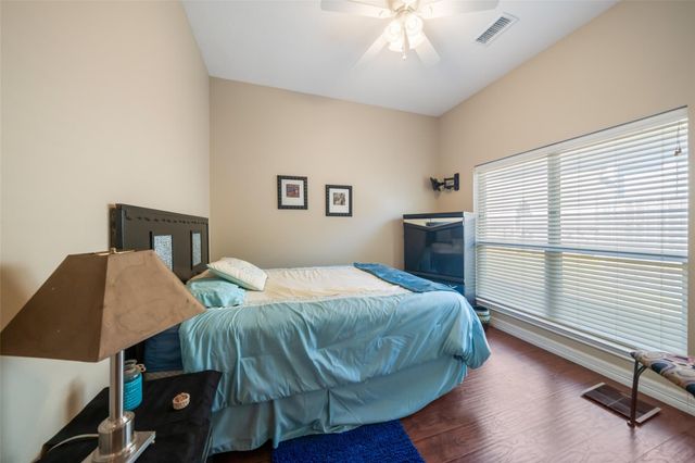 47 Cloverdale Court, Montgomery, TX 77356