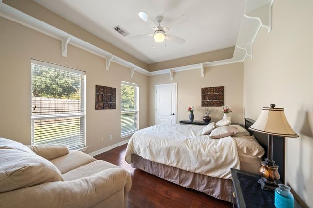 47 Cloverdale Court, Montgomery, TX 77356
