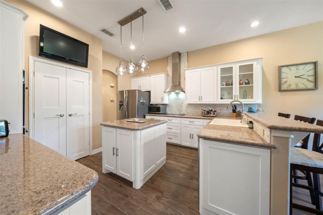 47 Cloverdale Court, Montgomery, TX 77356