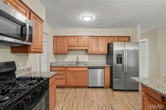 1535 Surf Side Drive, St Louis, MO 63138