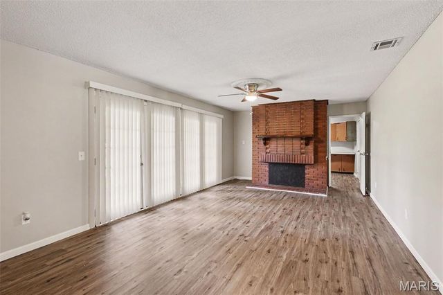 1535 Surf Side Drive, St Louis, MO 63138