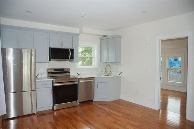 5 Walnut Avenue 4, Stoughton, MA 02072