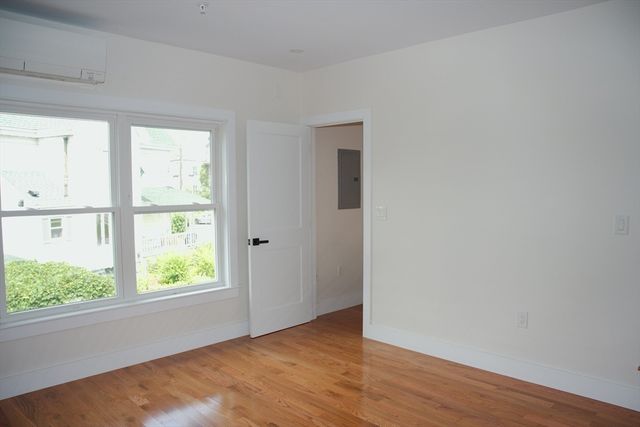 5 Walnut Avenue 4, Stoughton, MA 02072
