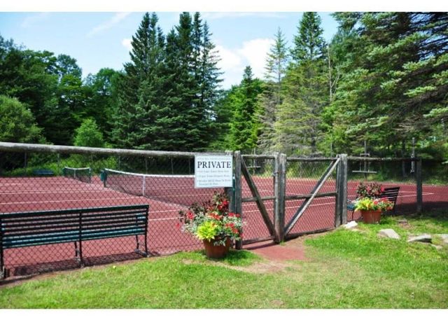 25 Upper Handle Road A, Dover, VT 05356