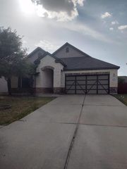 8712 Sturmer ST, Austin, TX 78747