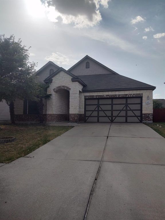 8712 Sturmer ST, Austin, TX 78747