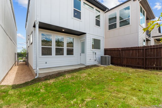 20675 Huebner Rd Unit 705, San Antonio, TX 78258