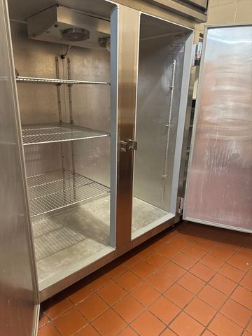 403 County Rd 1, Marion, MA 02738