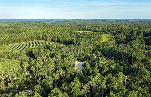 403 County Rd 1, Marion, MA 02738