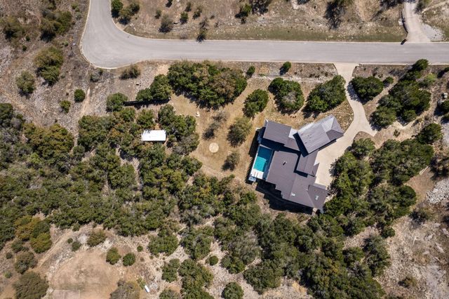 4800 Hidden Creek LN, Spicewood, TX 78669