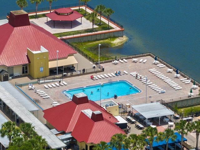 953 Laurel Circle, Sebastian, FL 32976