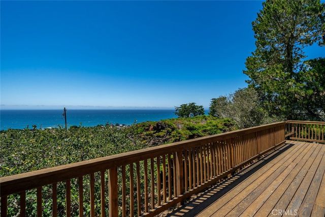 1799 Saint Thomas Avenue, Cambria, CA 93428