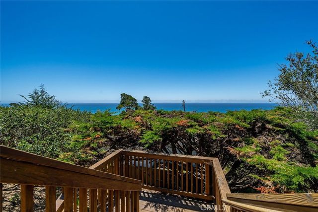 1799 Saint Thomas Avenue, Cambria, CA 93428