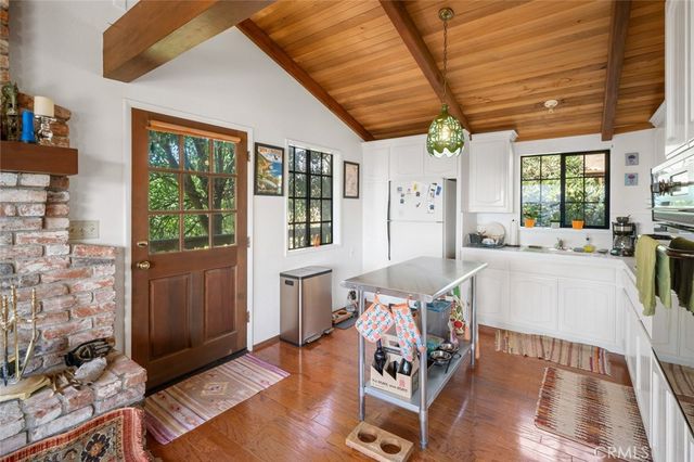 1799 Saint Thomas Avenue, Cambria, CA 93428
