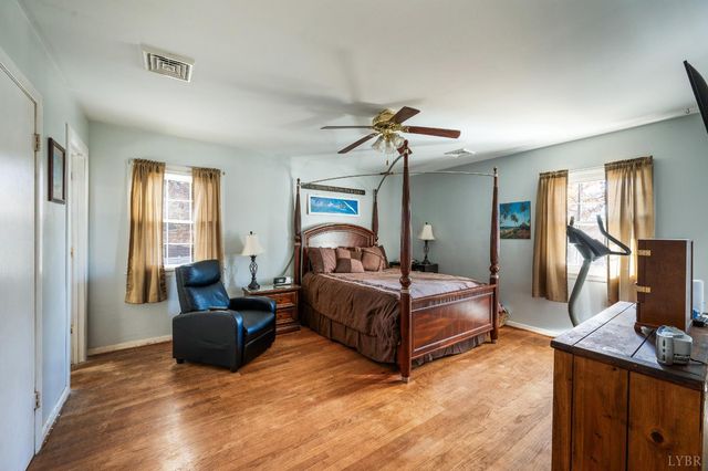 308 Oakland Circle, Lynchburg, VA 24502