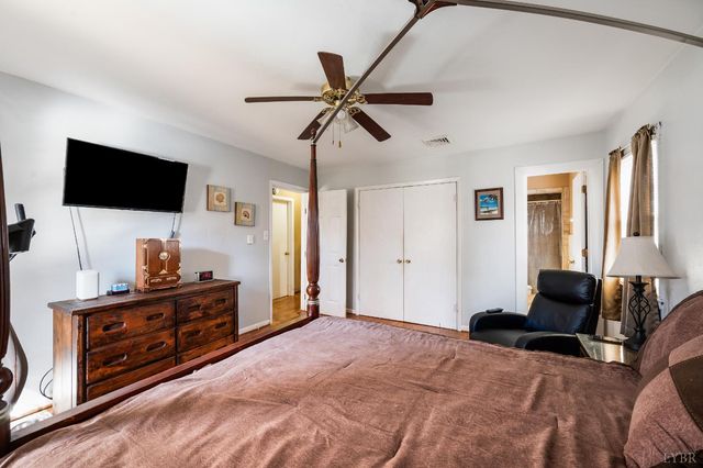 308 Oakland Circle, Lynchburg, VA 24502