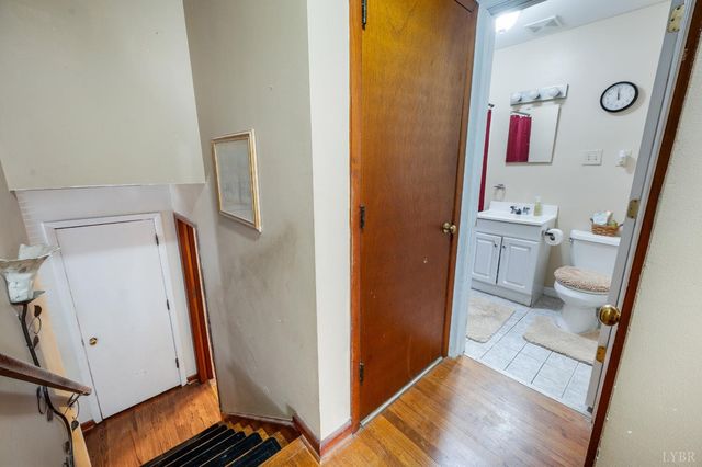 308 Oakland Circle, Lynchburg, VA 24502