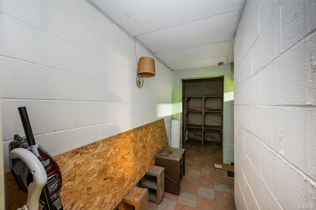 308 Oakland Circle, Lynchburg, VA 24502