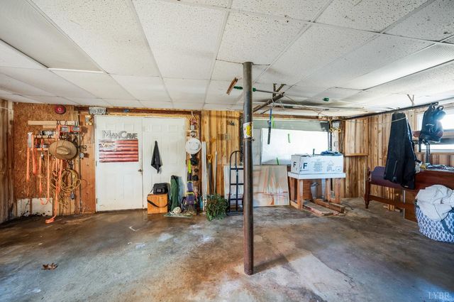 308 Oakland Circle, Lynchburg, VA 24502